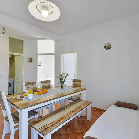 Apartmán Kampanel Turanj