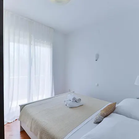 Kampanel Apartmán Turanj