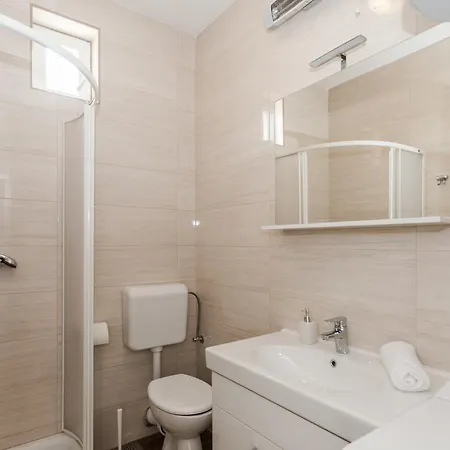 Appartement Kampanel Turanj