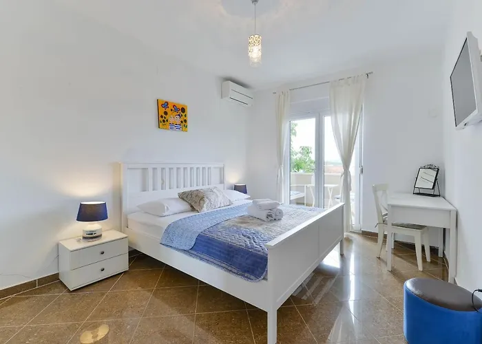 Kampanel Apartament Turanj