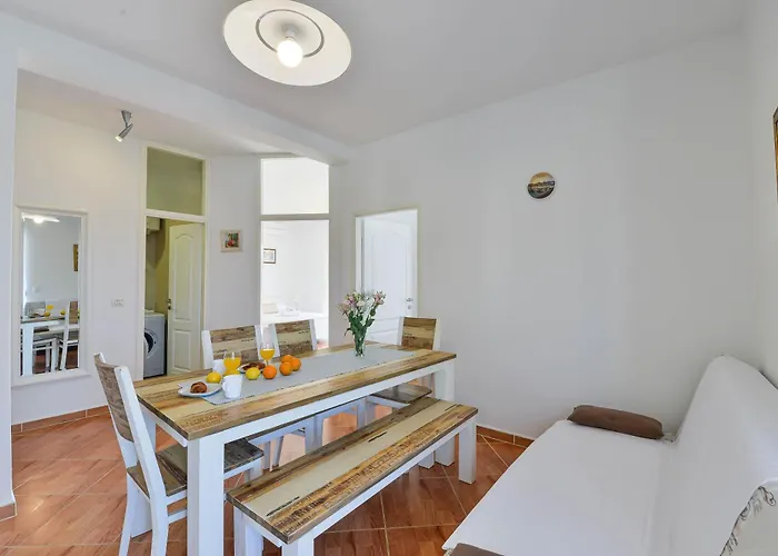 Appartement Kampanel Turanj