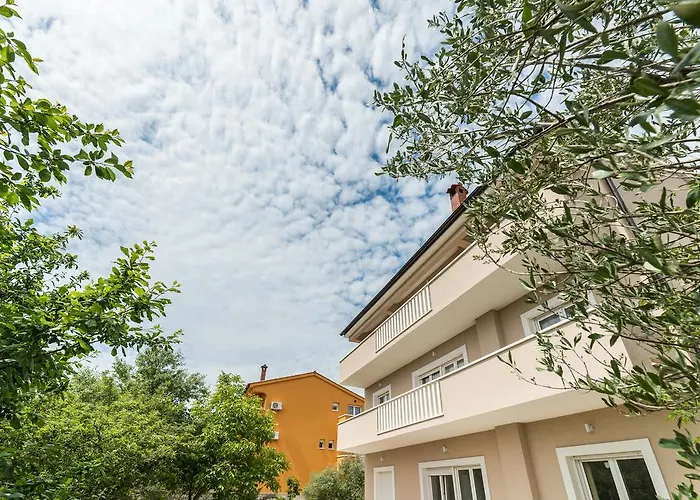 Appartement Kampanel *