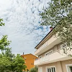 Appartement Kampanel *