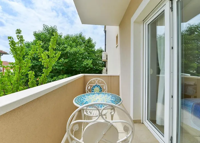 Kampanel Apartman Turanj